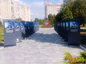 Рекламнна стела Львів Рекламна стела монтаж у львові